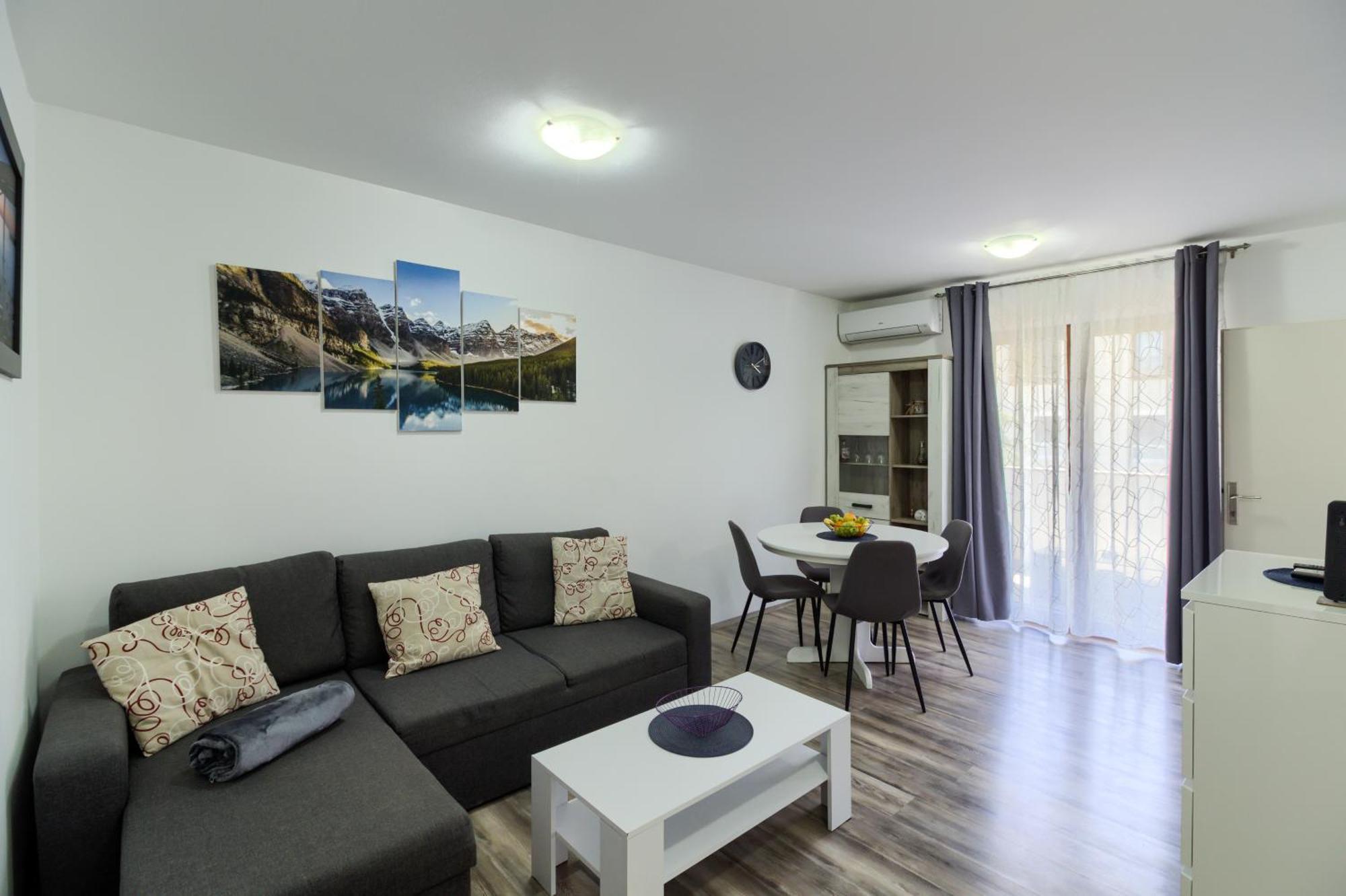 Apartment Lungomare Pula Extérieur photo